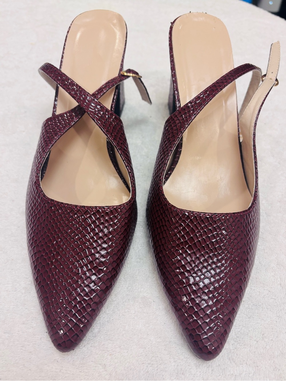 Almost Brand New Heels By Anything But Monday - Size 11- Heel 4 Inches - box 17A